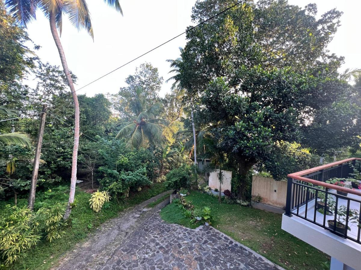 Siri Tropical Retreat Villa Hikkaduwa Exterior photo