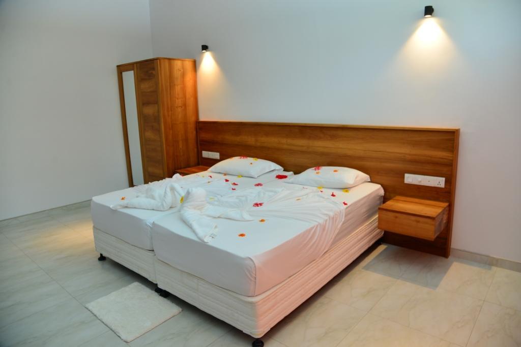 Siri Tropical Retreat Villa Hikkaduwa Exterior photo